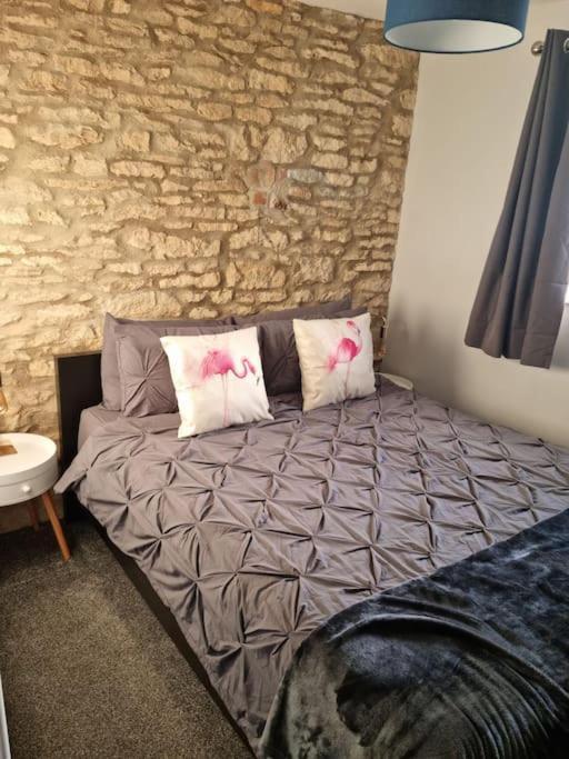 Flamingos Nest Oxford Countryside Apartment Oxford - Bicester Village - Blenheim Palace - Wifi- Free Parking ภายนอก รูปภาพ
